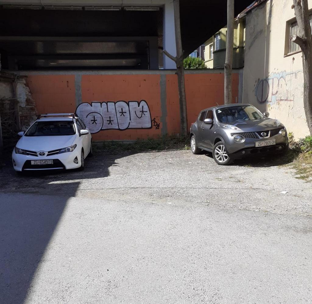 Deluxe Apartman Egle1 I Studio Egle 2 Zagreb Dış mekan fotoğraf